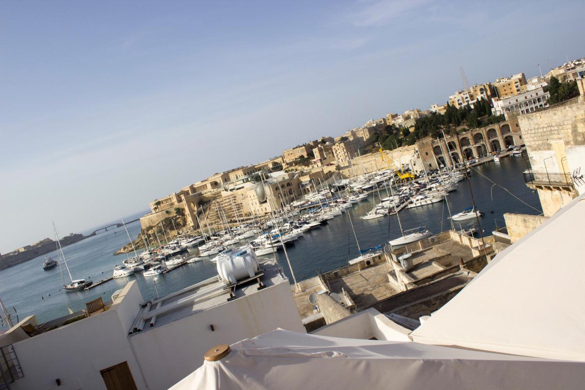 Budget Room 1 Floor Private Bathroom Ground Floor Birgu Exterior photo